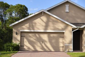 Read more about the article Garage Door Florida